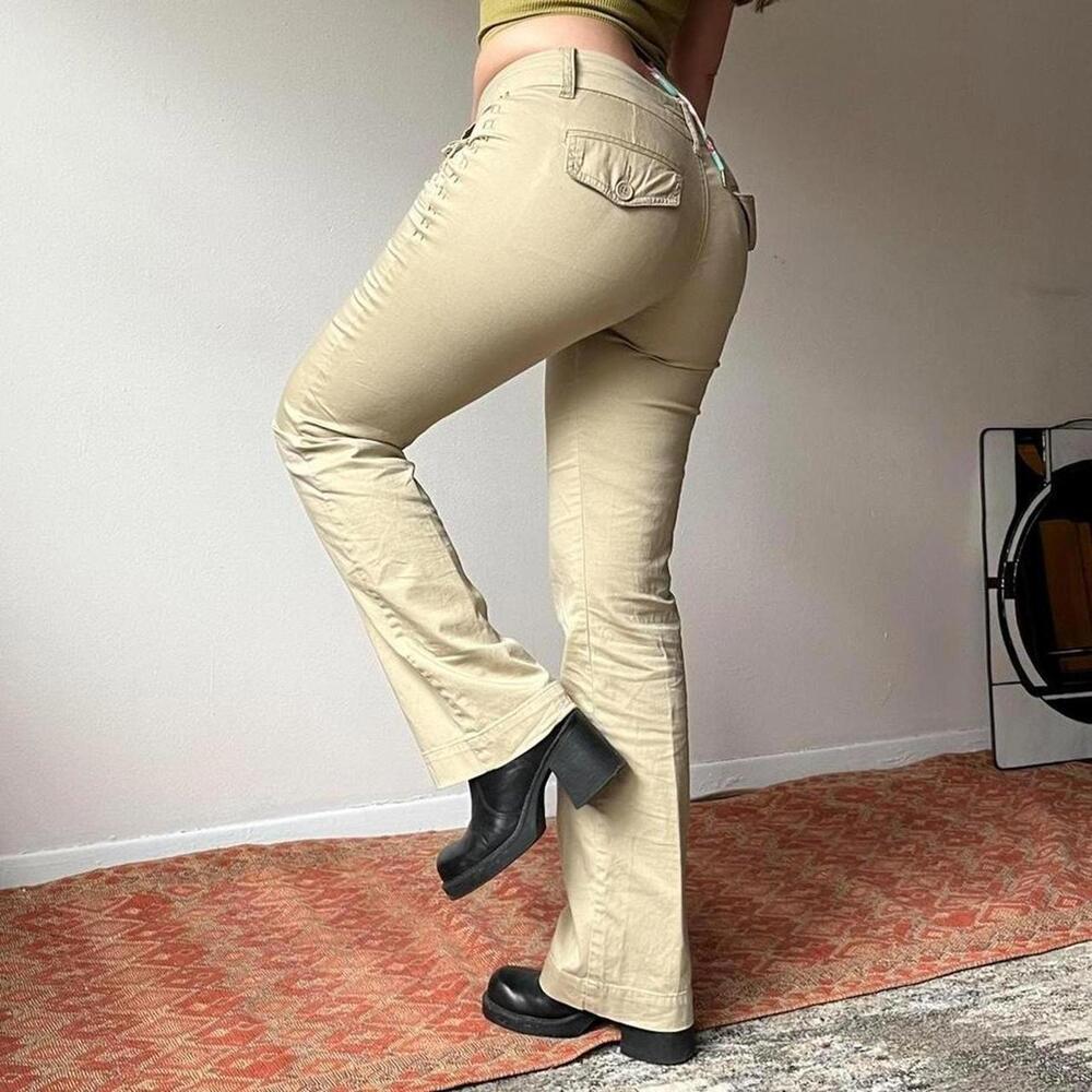 Gorgeous 90s flare cargo style trousers - Picture 5 of 6